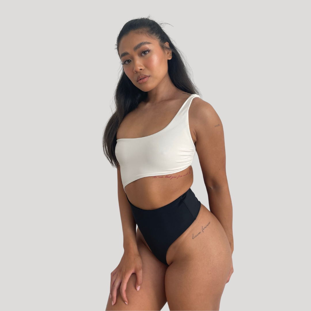 One piece swimwear